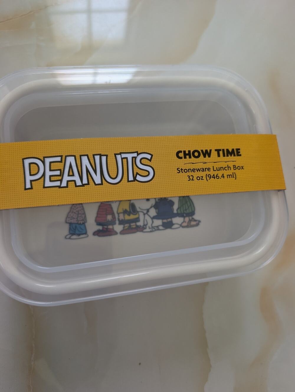 Peanuts Snoopy & The Gang CHOW TIME 32 oz Stoneware Lunch Box Food Storage & Lid
